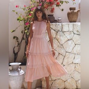 NWT! Pampelone Perle Cotton Tiered Midi Dress in Peachy Beige Size Medium